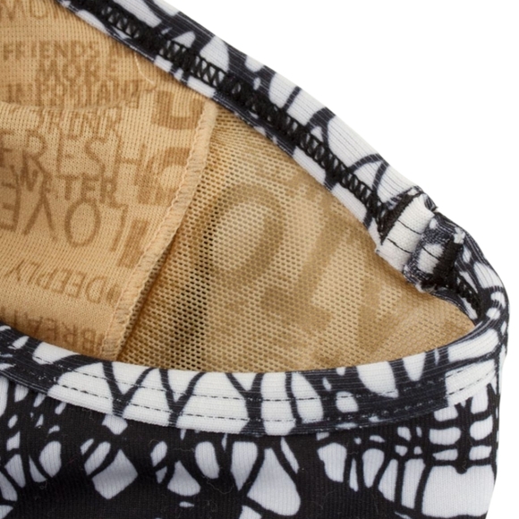 Lululemon Power Y Tank Top White Black Glacier Lace Rel: 12/2011 Women's size 8 - Picture 2 of 12